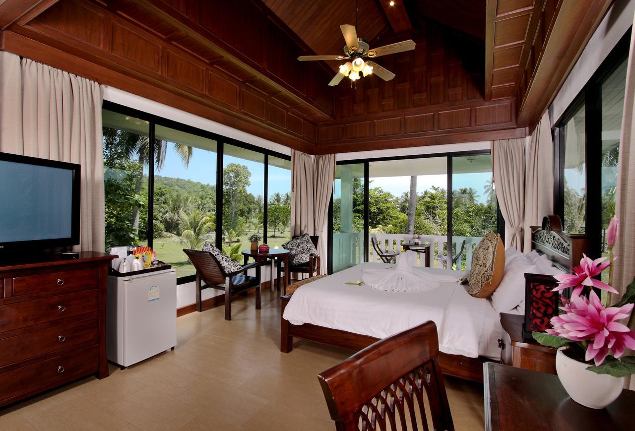 Racha Island Resort Ko Racha Yai Exterior foto