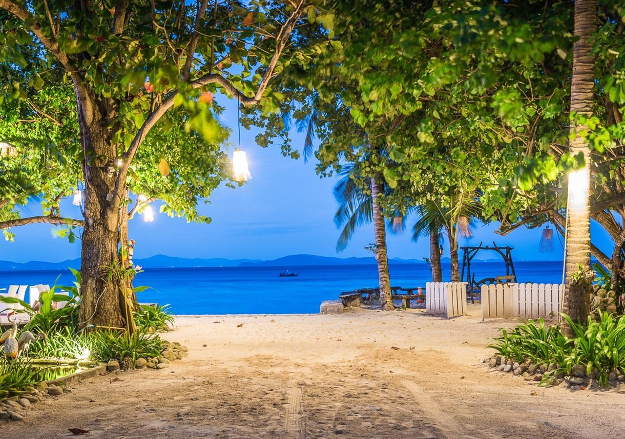 Racha Island Resort Ko Racha Yai Exterior foto